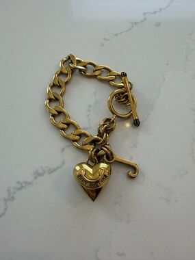 Juicy Couture Gold Heart Toggle Charm Bracelet